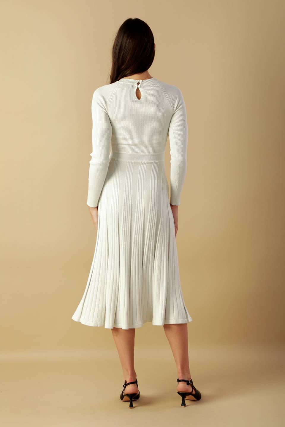HIGH STANDARDS SWEATER MIDI DRESS: