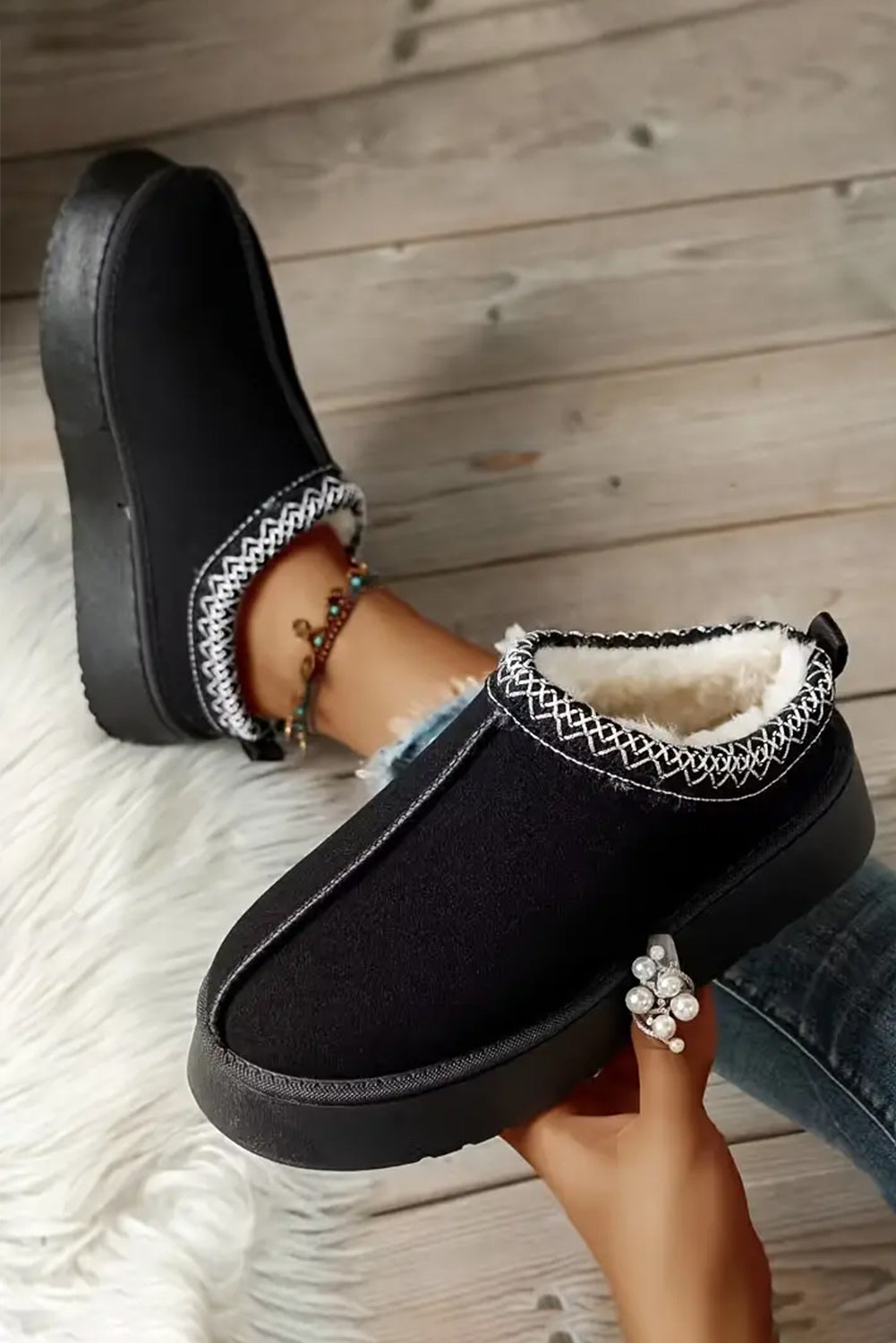 Sage Green Faux Suede Embroidered Detail Plush Lined Platform Slippers