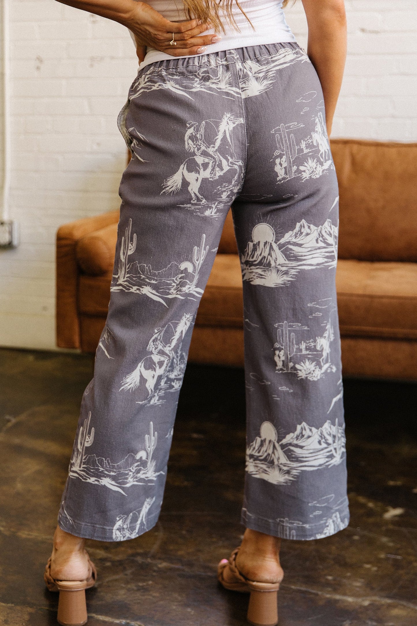 Western Elastic High Waist Straight Leg Jeans