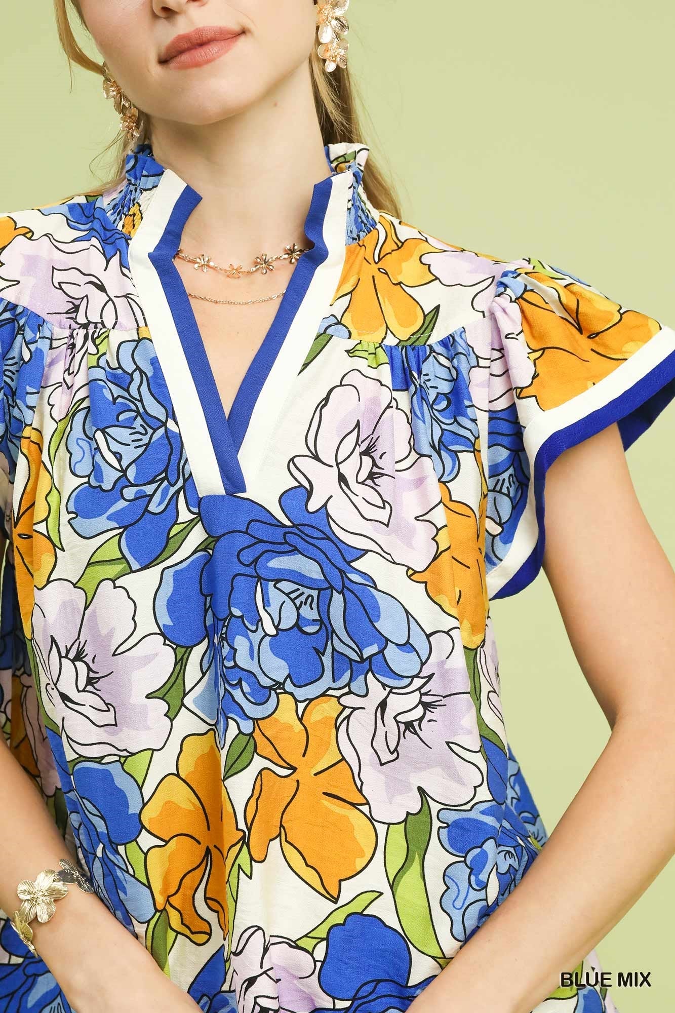 Umgee Floral Print Blouse with Contrast Trim in Blue Mix
