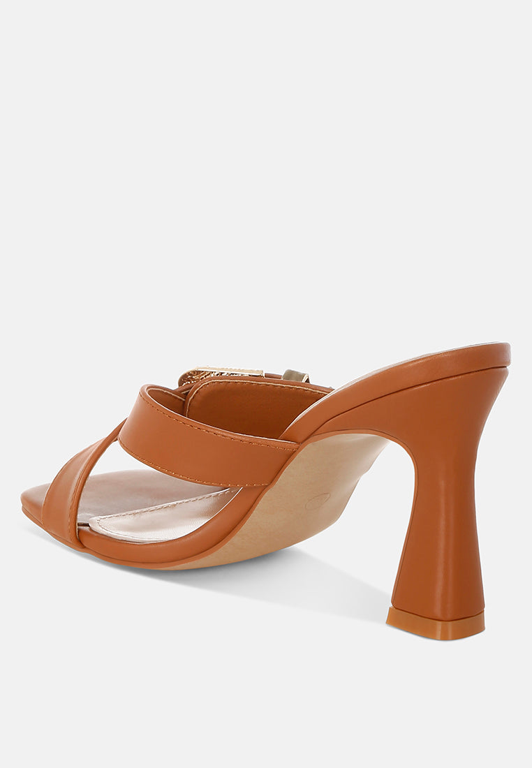 Mohaya Engraved Metallic Buckle Sandals