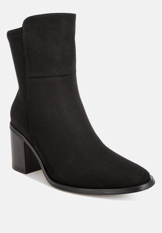Lucania Chunky Block Heel Ankle Boots