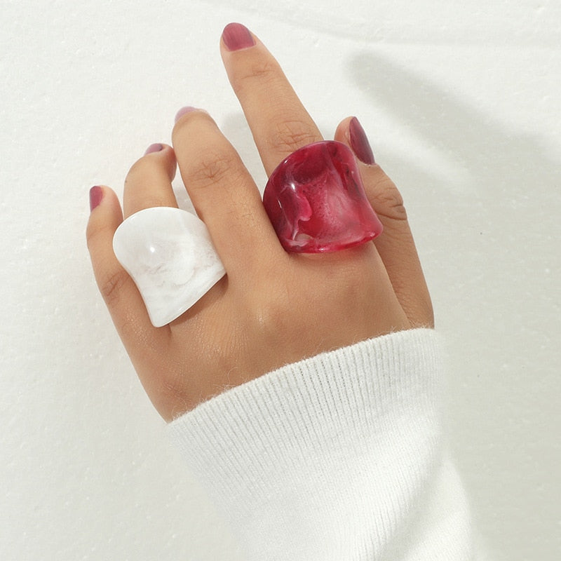 CHELSEA Oversized Square Resin Ring