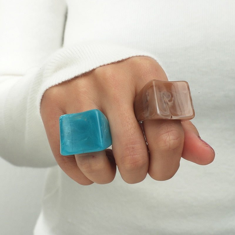 CHELSEA Oversized Square Resin Ring
