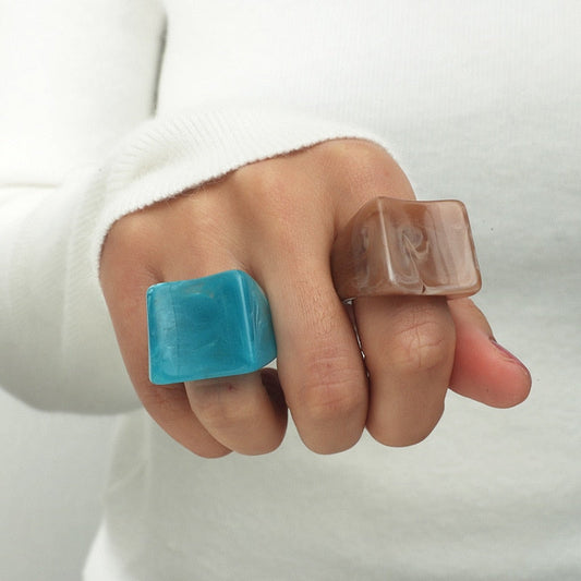 CHELSEA Oversized Square Resin Ring
